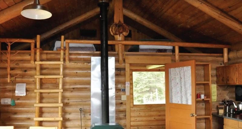 Walleye cabin at Wine Lake Camp — photo 4 of 4