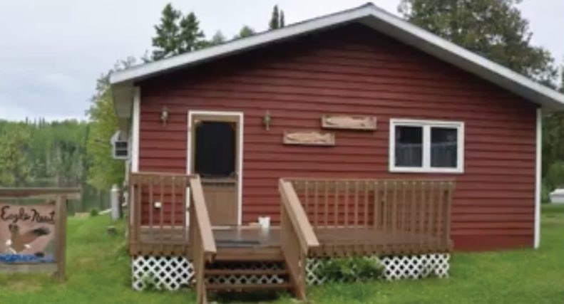 Eagle's Nest cabin at Wine Lake Camp — photo 1 of 4