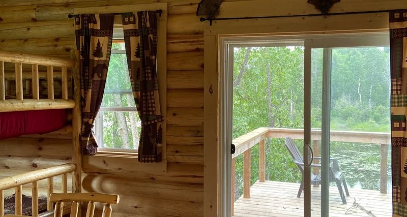 Grouse cabin at Wine Lake Camp — photo 4 of 10